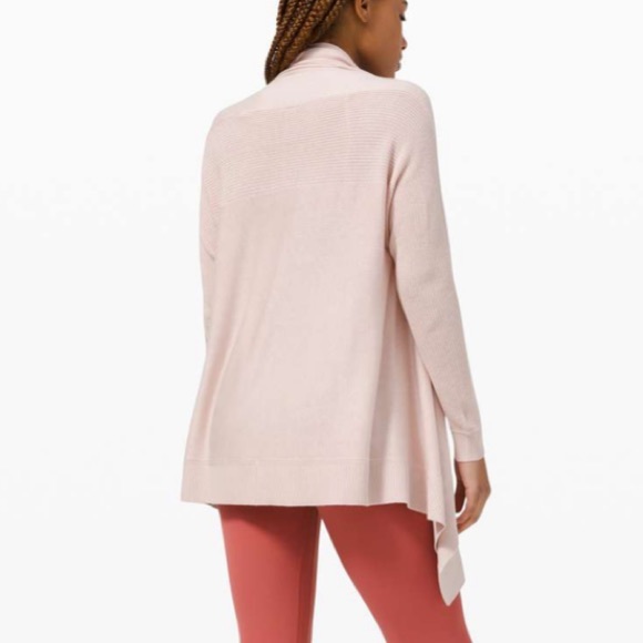 NWT Lululemon Cashlu Knit Wrap - Picture 2 of 3
